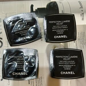 CHANEL perfection Lumiere Velvet Smooth effect  Foundation # 50 Beige SPF 15